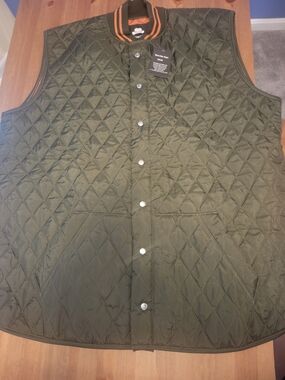 Quilted Olive Green Men's Vest with Snap Closure